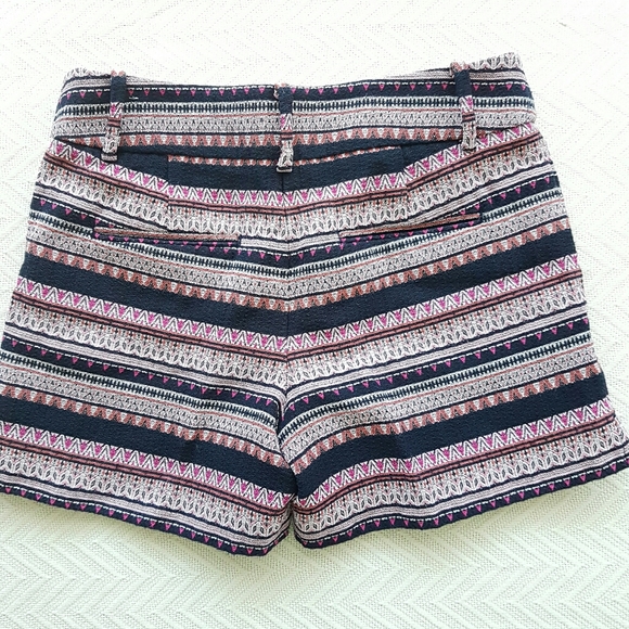 LOFT shorts embroidered boho pink and blue.Size 00 - Picture 5 of 10
